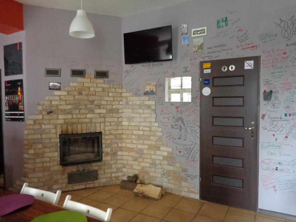 Lolek Hostel Lublin Eksteriør bilde